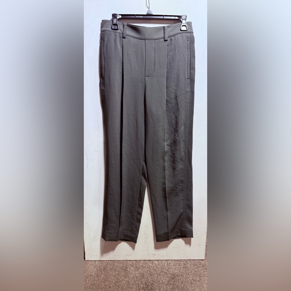 Vince Gray Chinos with Tailored Silhouette